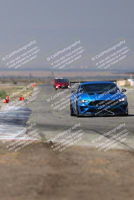 media/Sep-20-2025-Extreme Speed (Sat) [[1fcc23683c]]/Orange (Mid Intermediate)/Session 2 (Sunrise)/